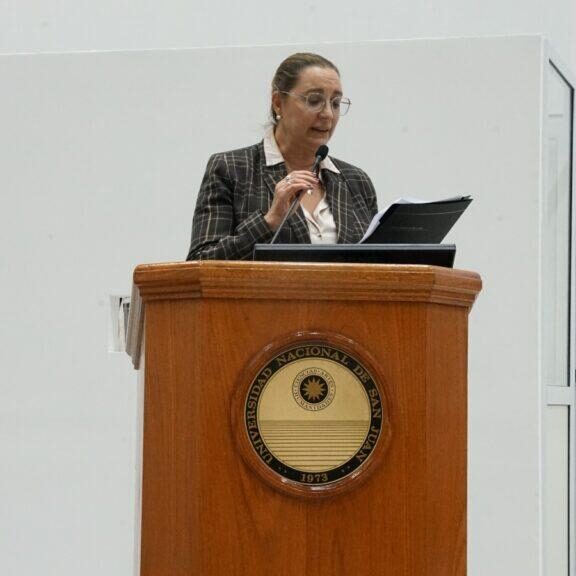 Dra. Adriana García Nieto