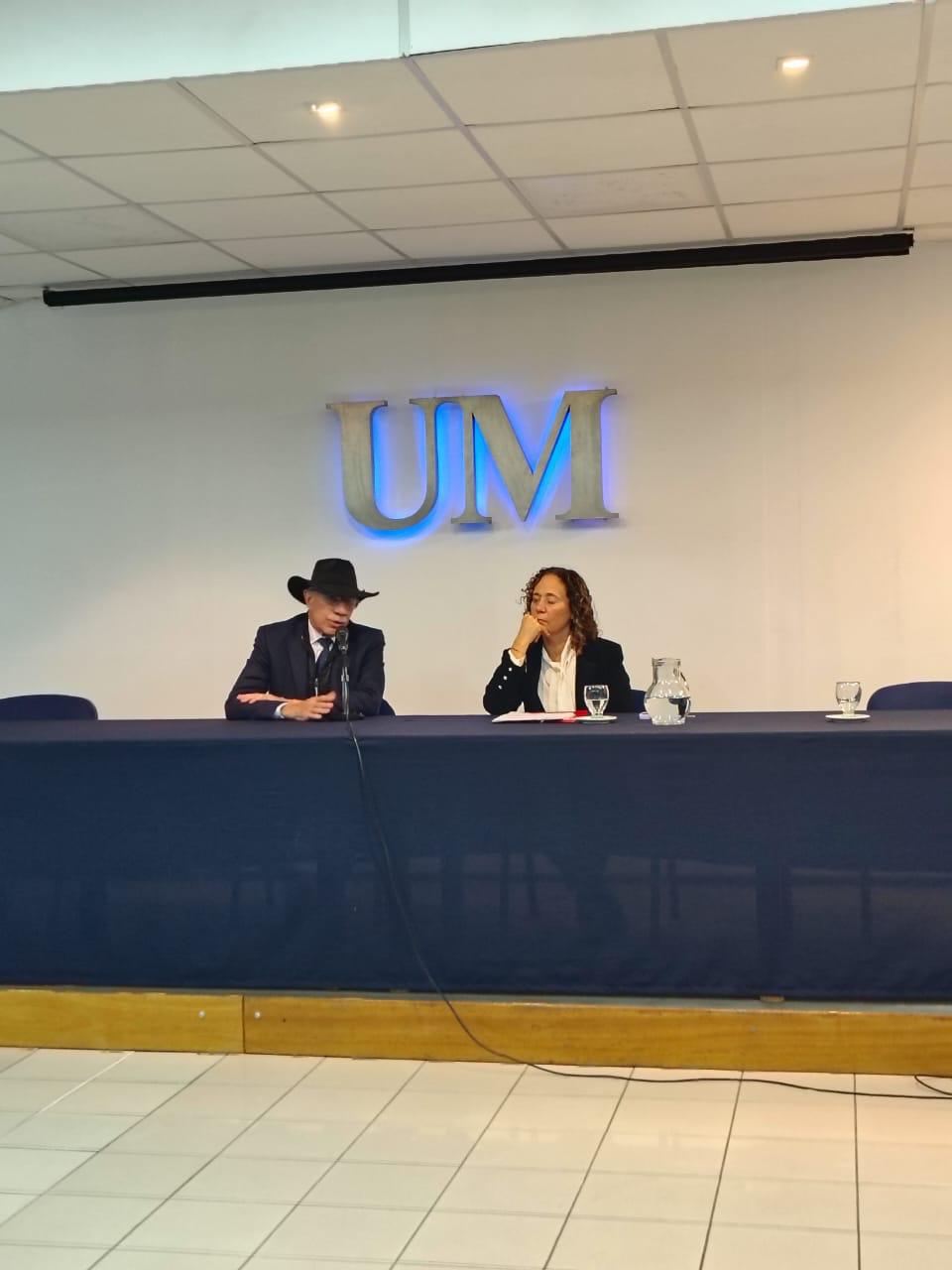 Dr. Valerio y Dra. Guajardo disertaron en San Rafael